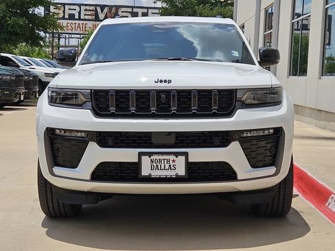 New 2026 Jeep Grand Cherokee L Limited AWD/4WD image 5