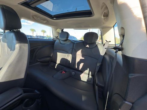 Used 2013 MINI Cooper Hardtop FWD image 11