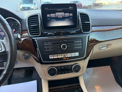 Certified 2019 Mercedes-Benz GLS 450 4MATIC image 21