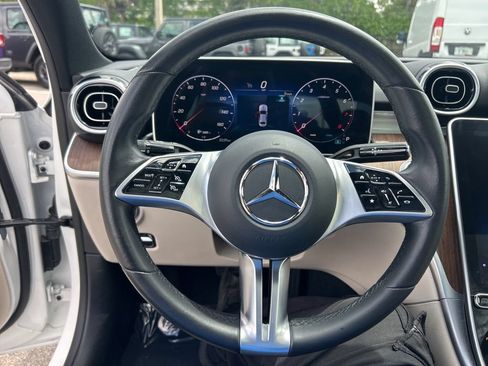 Used 2025 Mercedes-Benz C 300 Sedan image 16