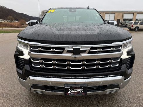 Used 2024 Chevrolet Silverado 1500 LTZ w/ LTZ Convenience Package II image 2