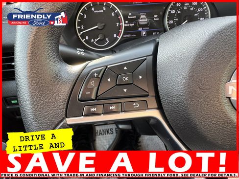 Used 2024 Nissan Sentra SV image 24