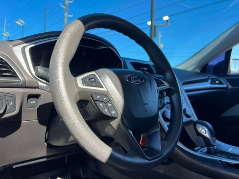 Used 2014 Ford Fusion S image 29