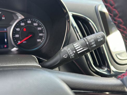 Certified 2024 Chevrolet Equinox RS image 33