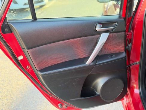 Used 2013 MAZDA MAZDA3 Touring image 5