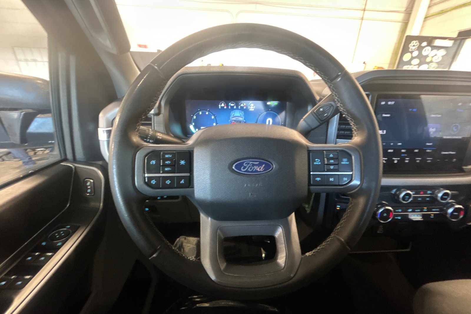 Used 2025 Ford F150 XLT w/ Equipment Group 301A Standard AWD/4WD image 20