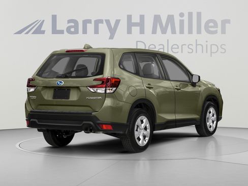Used 2019 Subaru Forester Premium AWD/4WD image 2