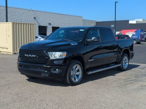 Used 2024 RAM 1500 Big Horn AWD/4WD image 7