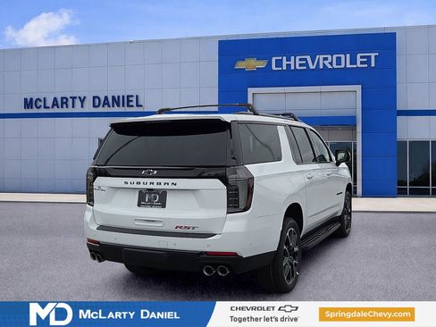 New 2026 Chevrolet Suburban RST w/ Comfort Package AWD/4WD image 5