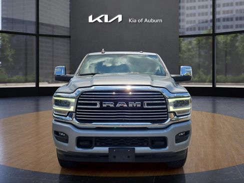 Used 2024 RAM 2500 Laramie AWD/4WD image 5