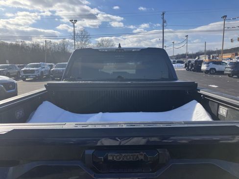 Used 2024 Toyota Tundra Limited image 5