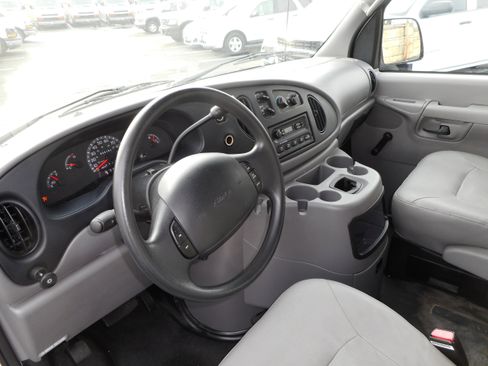 Used 2002 Ford E-350 and Econoline 350 XL image 15