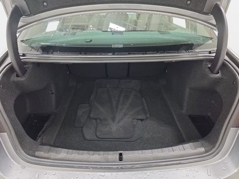 Certified 2023 BMW 330i xDrive Sedan w/ Parking Assistance Package image 32