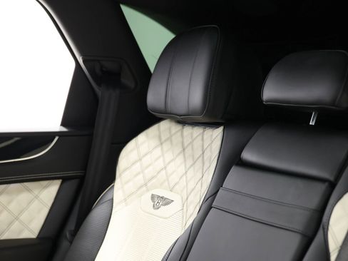Used 2021 Bentley Bentayga w/ First Edition Specification AWD/4WD image 72
