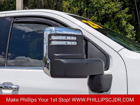 Used 2024 Chevrolet Silverado 3500 High Country w/ High Country Premium Package AWD/4WD image 11