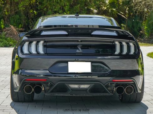 Used 2022 Ford Mustang Shelby GT500 w/ Technology Package image 7