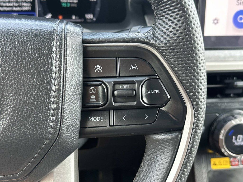 Used 2025 Toyota Tacoma 4x4 Double Cab Hybrid image 30