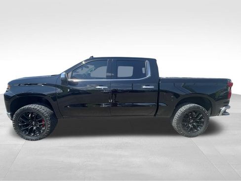 Used 2022 Chevrolet Silverado 1500 LTZ w/ LTZ Premium Package AWD/4WD image 17