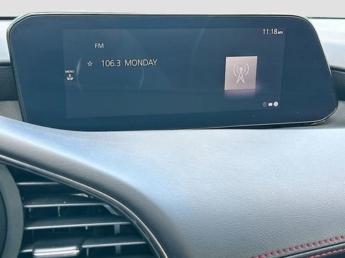 Used 2024 MAZDA MAZDA3 s image 14