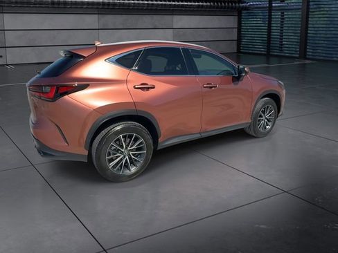 Used 2025 Lexus NX 250 FWD w/ Cold Area Package image 8