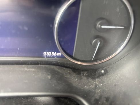 Used 2022 Buick Enclave Avenir w/ Avenir Technology Package image 23