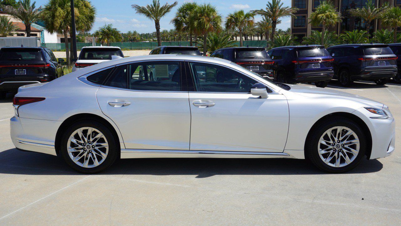 Used 2018 Lexus LS 500 w/ Interior Upgrade Package RWD image 4