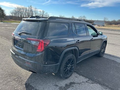 Used 2023 GMC Acadia SLE w/ Driver Convenience Package image 5