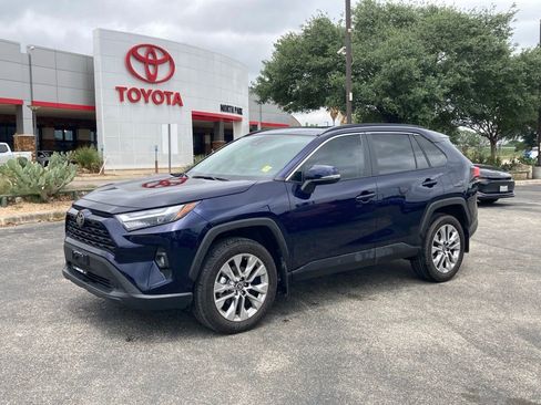 Certified 2025 Toyota RAV4 XLE Premium FWD image 1