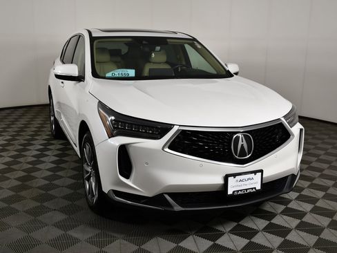 Certified 2024 Acura RDX SH-AWD w/ Technology Package image 3