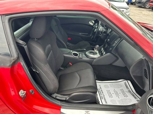 Used 2013 Nissan 370Z Coupe RWD image 15
