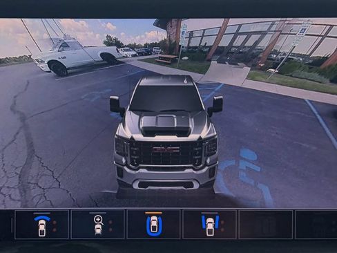 Used 2020 GMC Sierra 2500 SLT w/ SLT Premium Plus Package AWD/4WD image 5