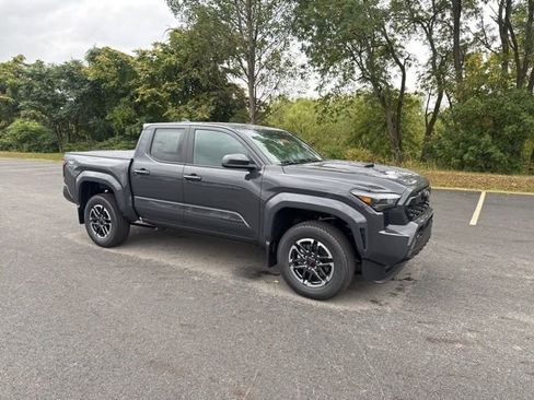 New 2025 Toyota Tacoma TRD Sport image 8