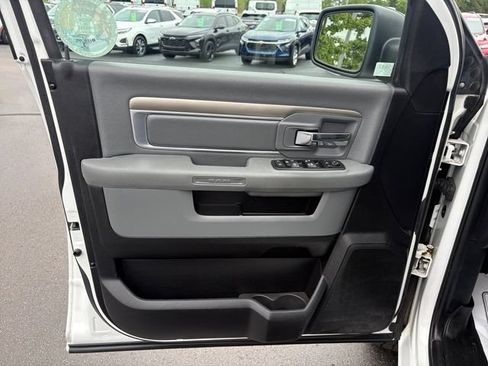 Used 2016 RAM 1500 Big Horn AWD/4WD image 18