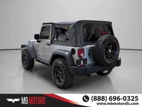 Used 2017 Jeep Wrangler Sport AWD/4WD image 3