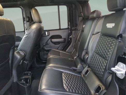 Certified 2022 Jeep Gladiator Sport image 22