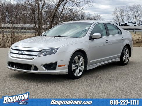 Used 2010 Ford Fusion Sport image 2