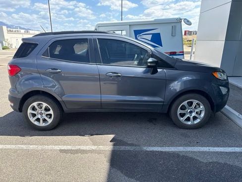 Used 2021 Ford EcoSport SE w/ SE Convenience Package FWD image 4