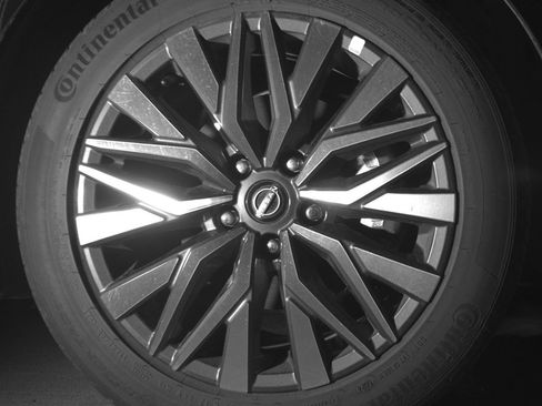 Used 2025 Nissan Altima 2.5 SV image 13