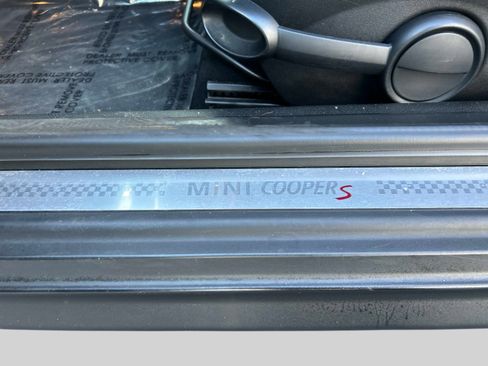 Used 2015 MINI Cooper S image 16