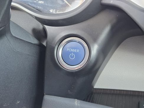 Used 2024 Toyota Sienna XLE image 14