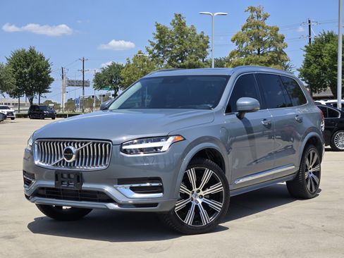Used 2022 Volvo XC90 T8 Inscription AWD/4WD image 1