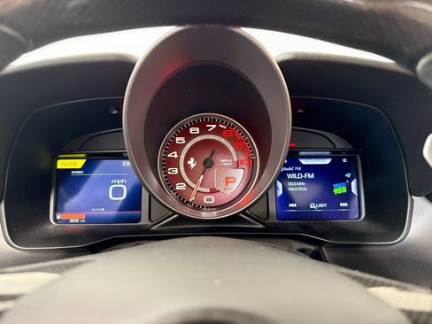 Certified 2020 Ferrari F8 Tributo RWD image 11