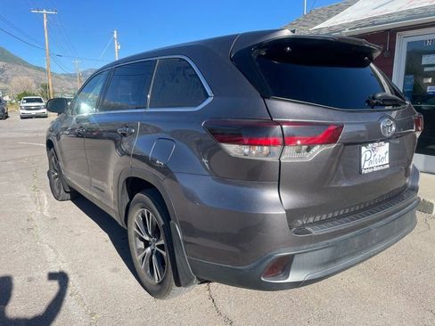Used 2019 Toyota Highlander Plus w/ Protection Package #3 AWD/4WD image 3