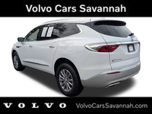 Used 2024 Buick Enclave Premium image 7