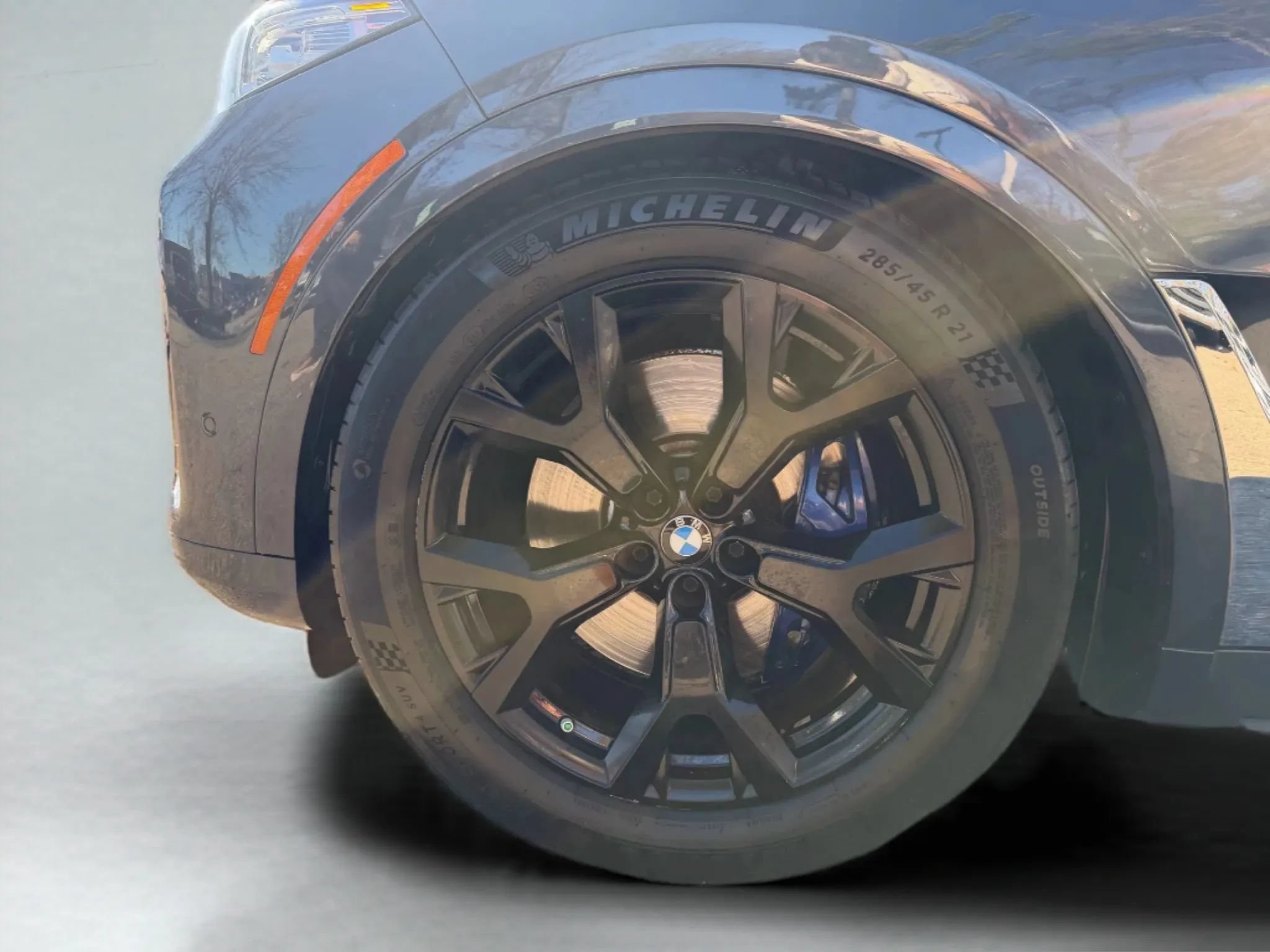 Used 2019 BMW X7 xDrive40i w/ Premium Package AWD/4WD image 40
