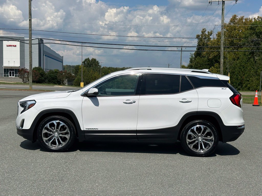 Used 2020 GMC Terrain SLT w/ Preferred Package FWD image 3