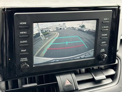 Certified 2019 Toyota RAV4 LE image 22