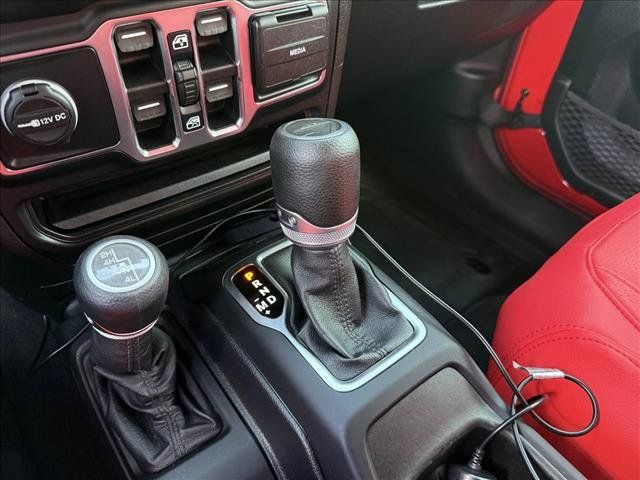 Used 2020 Jeep Gladiator Sport w/ Quick Order Package 24S AWD/4WD image 16