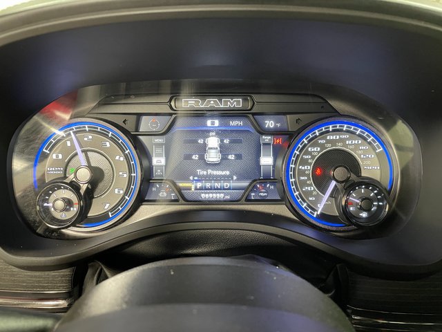 Used 2022 RAM 1500 Limited AWD/4WD image 15