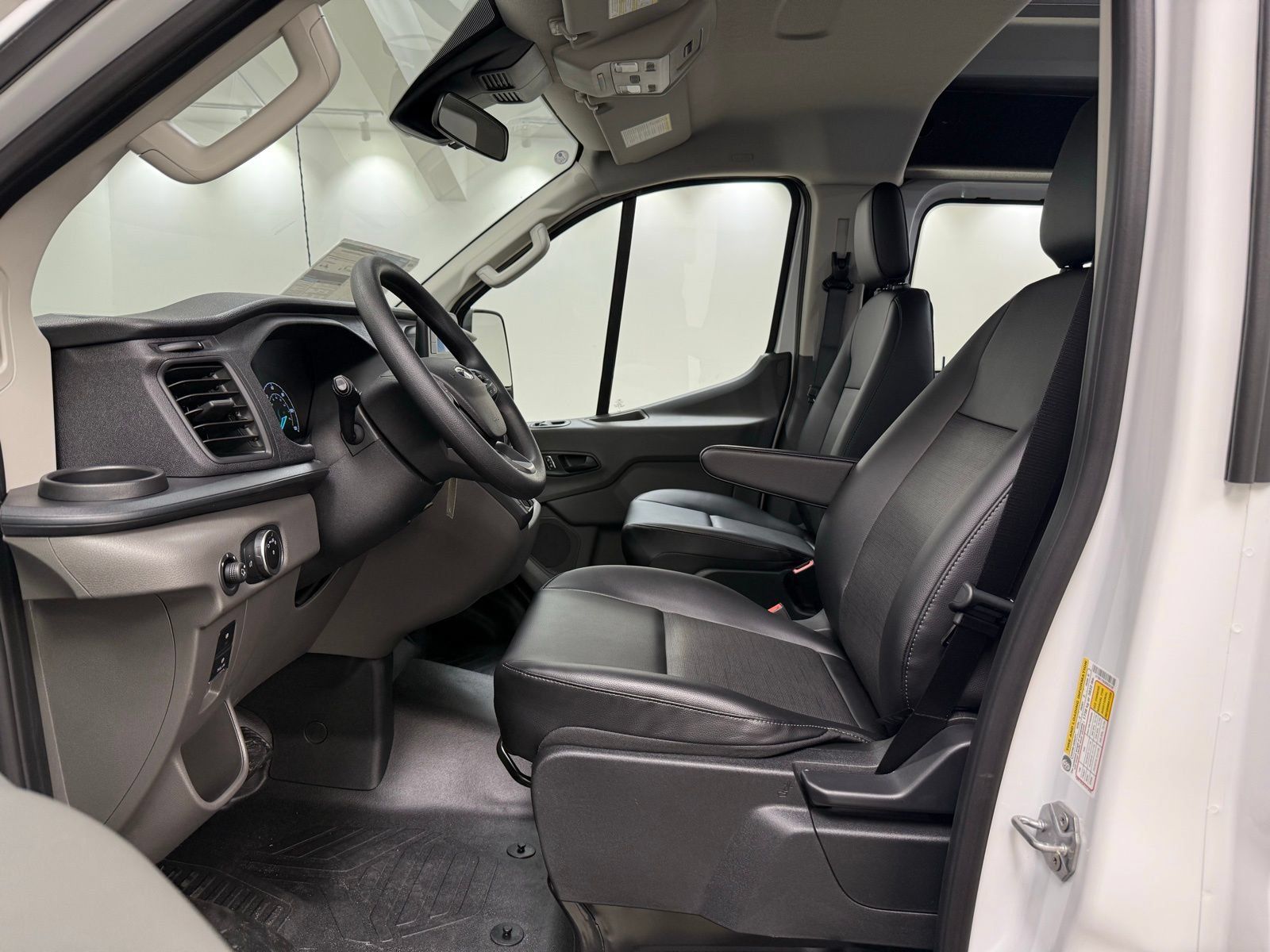 Used 2025 Ford Transit 250 Low Roof w/ Load Area Protection Package RWD image 21